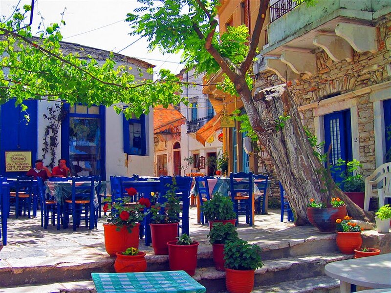 Apeiranthos village