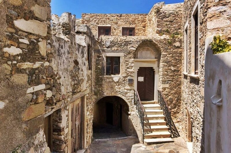 Naxos market alley